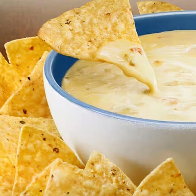 Chicken con Queso.